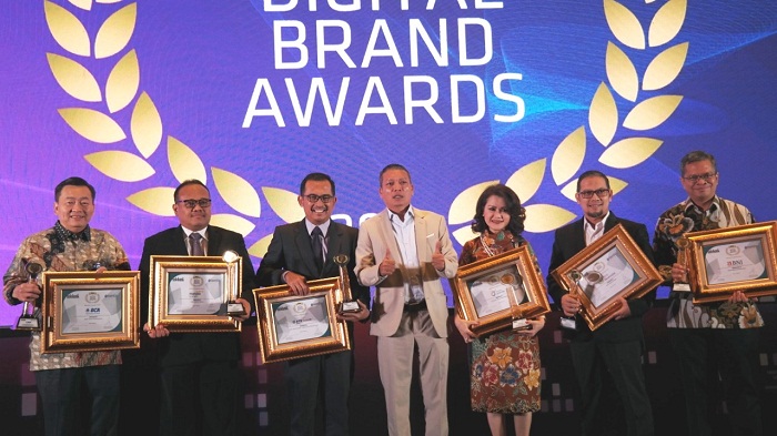 BCA - BCA Borong 16 Penghargaan Di Infobank 8th Digital Brand Awards 2019