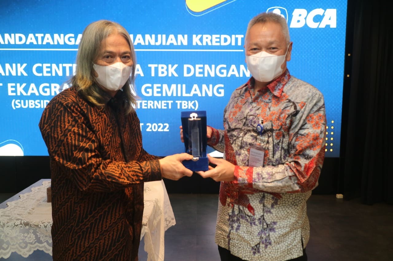 BCA - Dukung Pembangunan Infrastruktur Digital Di Indonesia, BCA ...